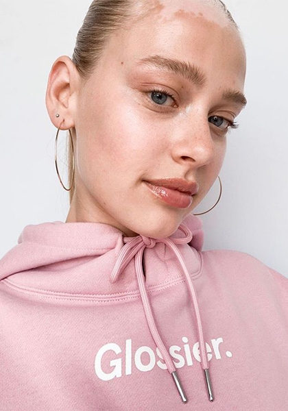 Glossier ��������� ����� ������